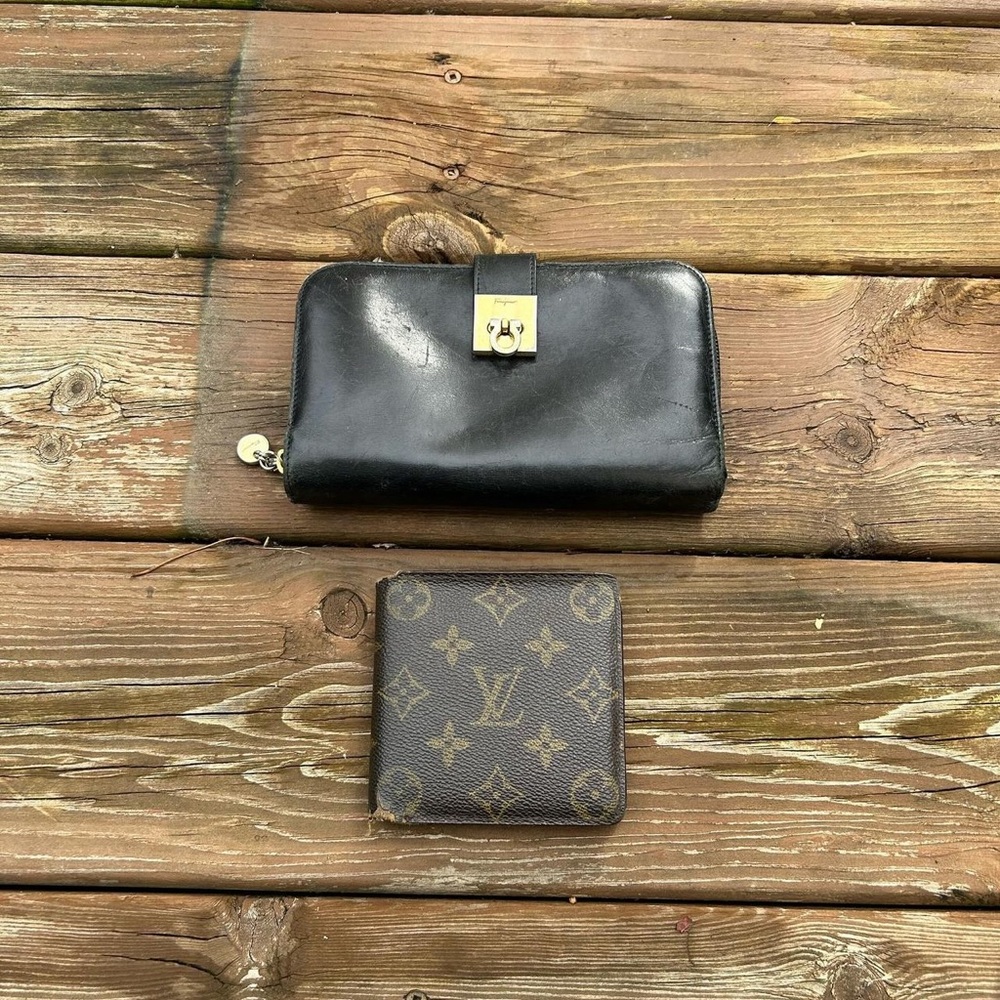 Ferragmo Wallet - Picture 1 of 4